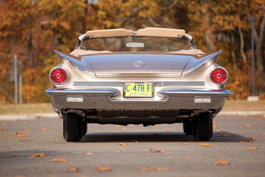  Buick Electra 225 Convertible 1960 года  (фото 13 из 18)